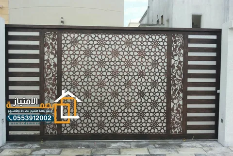بوابة حديد بنية بزخارف قص ليزر إسلامية لمدخل فيلا